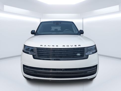 Used 2024 Land Rover Range Rover SE AWD/4WD image 8