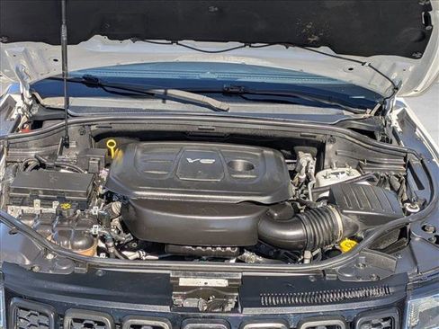 Used 2018 Jeep Grand Cherokee Limited image 23