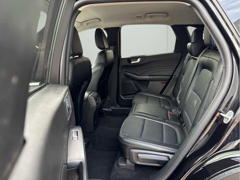 Used 2025 Ford Escape Platinum image 12