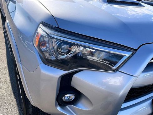 Used 2023 Toyota 4Runner TRD Off-Road image 29