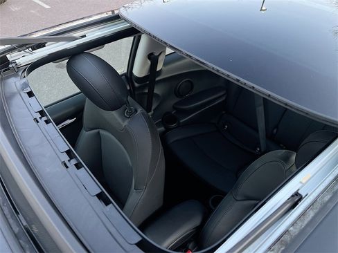 Used 2024 MINI Cooper S image 22