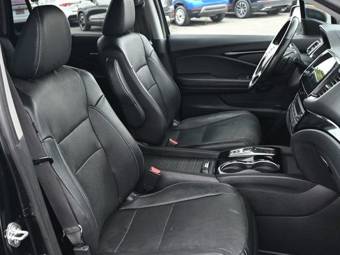Used 2019 Honda Pilot Elite image 17