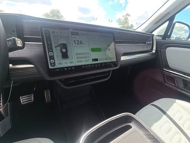 Used 2024 Rivian R1S Adventure Quad AWD/4WD image 10