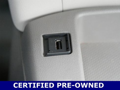 Used 2017 Nissan Leaf SV image 27