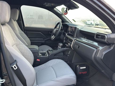 Certified 2024 Toyota Tacoma SR5 image 10