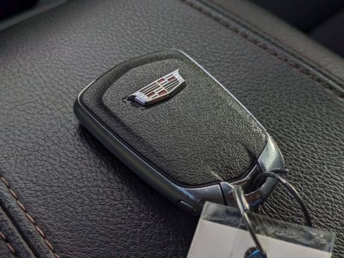 Used 2019 Cadillac XT4 Sport w/ Cold Weather Package image 32