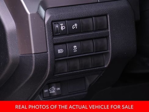 Certified 2025 Toyota Tacoma SR5 AWD/4WD image 16