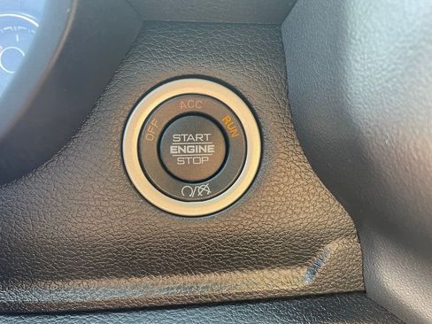 Used 2022 RAM 2500 Big Horn w/ Level B Equipment Group image 8