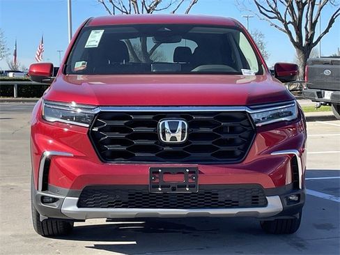 New 2025 Honda Pilot EX-L image 7