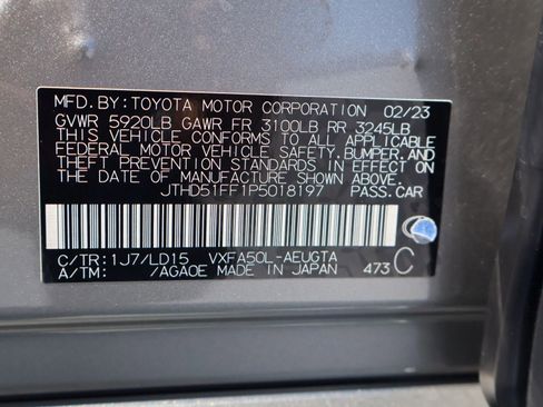 Used 2023 Lexus LS 500 w/ Accessory Package (Z2) RWD image 27