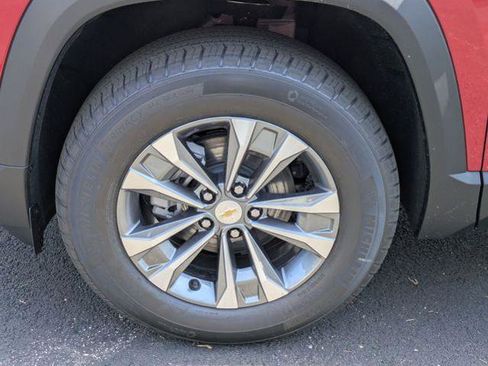 New 2026 Chevrolet Equinox LT w/ Safety and Technology Package AWD/4WD image 33