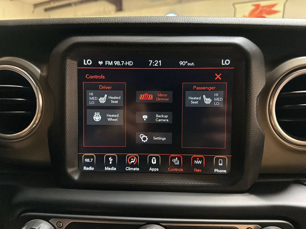 Used 2018 Jeep Wrangler Unlimited Rubicon AWD/4WD image 24