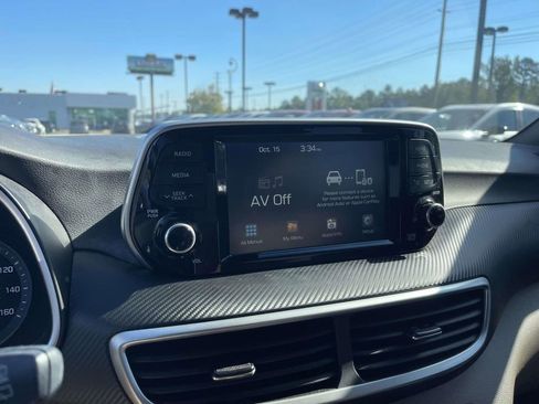 Used 2021 Hyundai Tucson SE w/ Cargo Package image 28