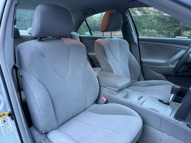 Used 2011 Toyota Camry LE w/ LE Extra-Value Pkg FWD image 16