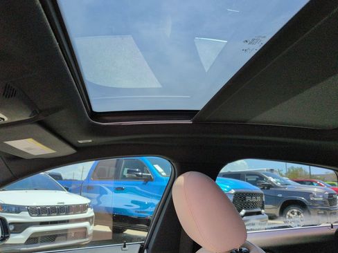 Used 2021 BMW 228i Gran Coupe w/ Convenience Package FWD image 21