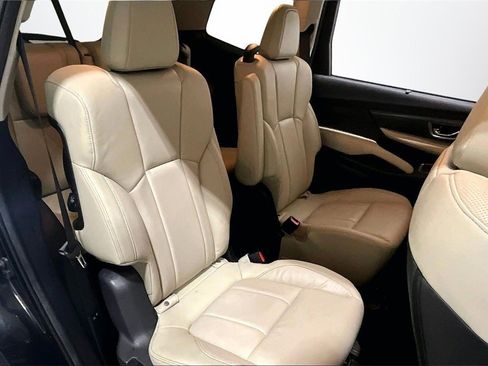 Used 2022 Subaru Ascent Limited image 25