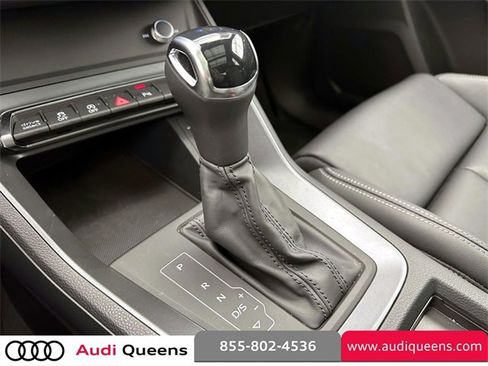 Certified 2025 Audi Q3 2.0T Premium w/ Black Optic Sport Package image 26