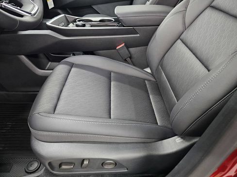 New 2026 Chevrolet Equinox LT w/ Convenience Package II FWD image 15