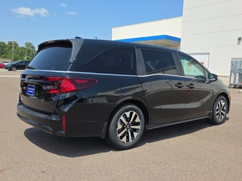 New 2026 Honda Odyssey EX-L image 3