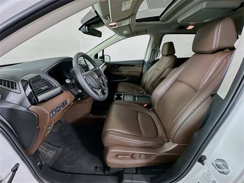 Certified 2026 Honda Odyssey Touring image 29