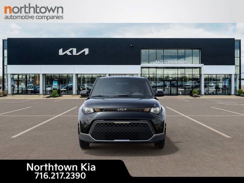 New 2025 Kia Soul LX w/ LX Technology Package image 2