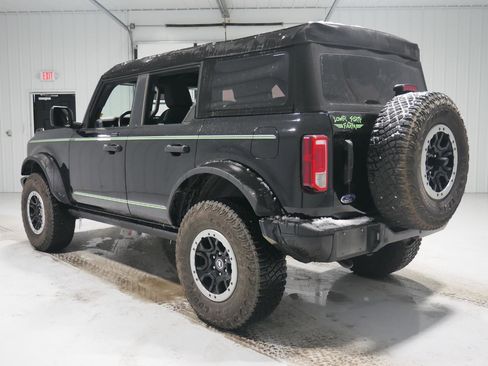 Certified 2023 Ford Bronco Black Diamond w/ Sasquatch Package image 7