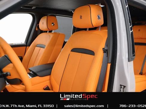 Used 2023 Rolls-Royce Cullinan Black Badge w/ Driver's Package AWD/4WD image 47