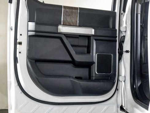 Used 2017 Ford F350 Lariat w/ Lariat Ultimate Package image 38