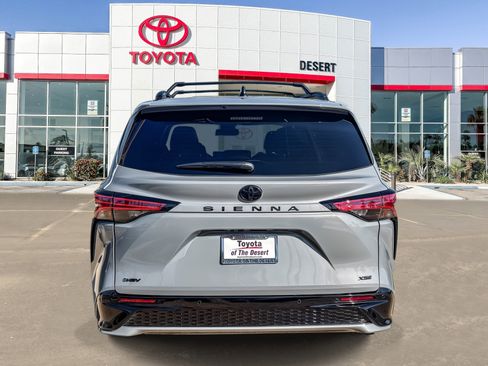 New 2026 Toyota Sienna XSE FWD image 6