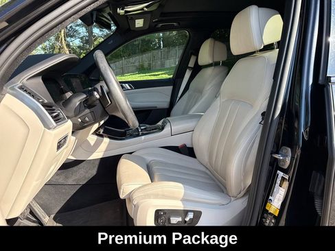 Used 2020 BMW X5 xDrive40i w/ M Sport Package AWD/4WD image 12