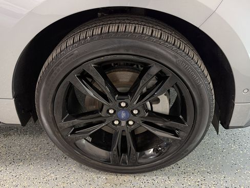 Used 2024 Ford Edge ST w/ Equipment Group 401A image 34