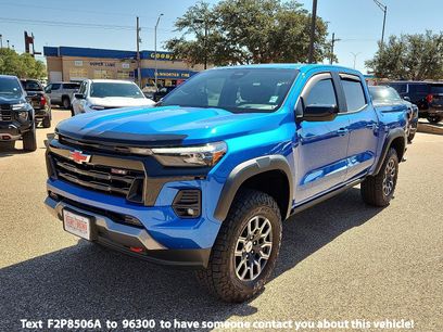Used 2024 Chevrolet Colorado Z71 w/ Z71 Convenience Package 2