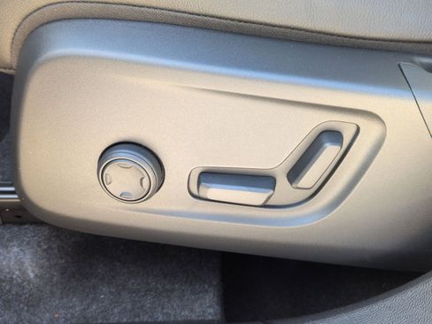 New 2026 Volvo XC40 B5 Plus w/ Protection Package Premier image 14