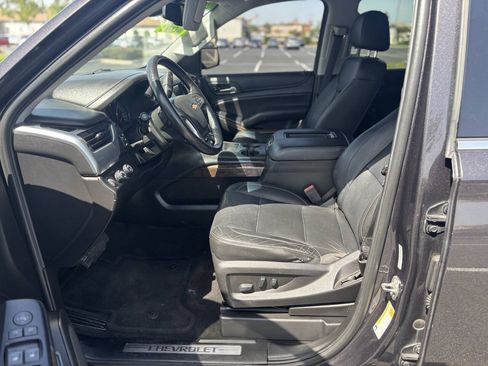 Used 2018 Chevrolet Suburban LT AWD/4WD image 11