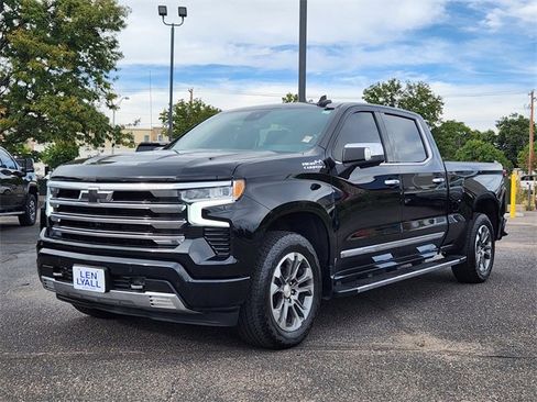 Used 2023 Chevrolet Silverado 1500 High Country w/ Technology Package image 4