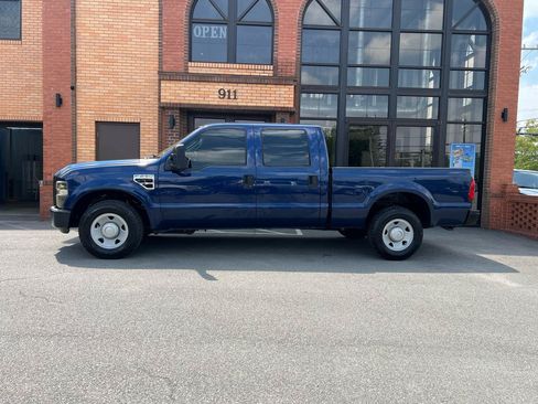 Used 2010 Ford F250 XL RWD image 4