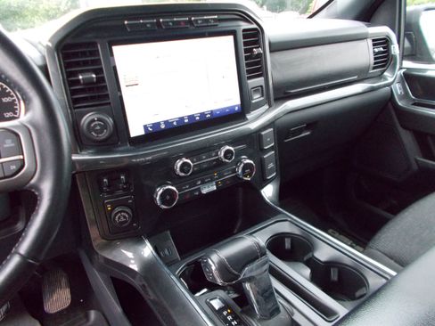 Used 2022 Ford F150 XLT w/ Equipment Group 302A High image 10