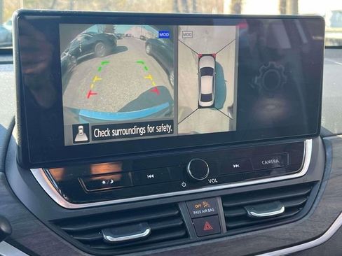 Used 2023 Nissan Altima 2.5 SL image 33