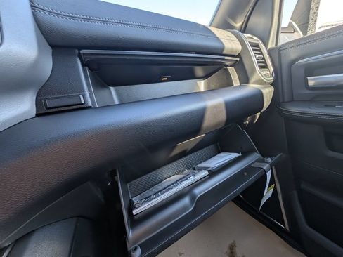 New 2026 RAM 2500 Laramie w/ Sport Appearance Package AWD/4WD image 38