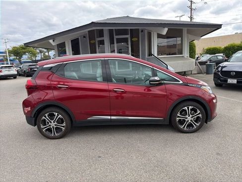 Used 2017 Chevrolet Bolt Premier w/ Driver Confidence II Package image 3