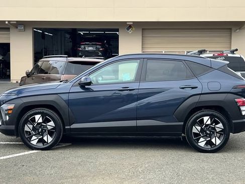 Used 2024 Hyundai Kona SEL FWD image 9