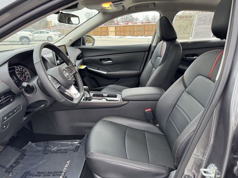 Certified 2025 Nissan Sentra SR w/ SR Premium Package image 26