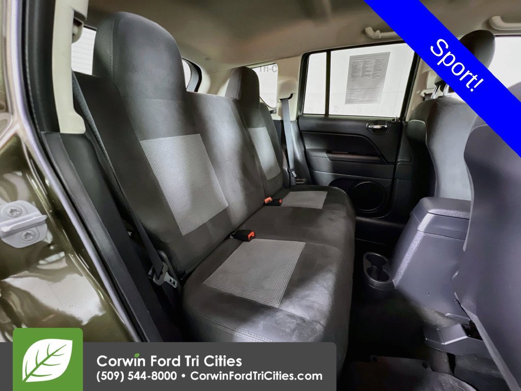 Used 2016 Jeep Compass Sport w/ Power Value Group AWD/4WD image 15