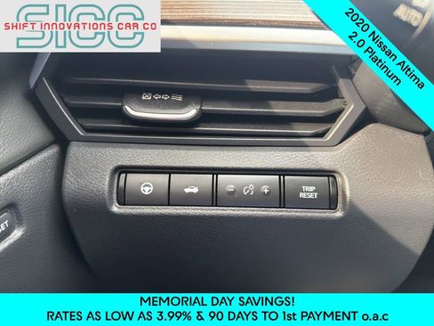Used 2020 Nissan Altima 2.0 Platinum FWD image 27