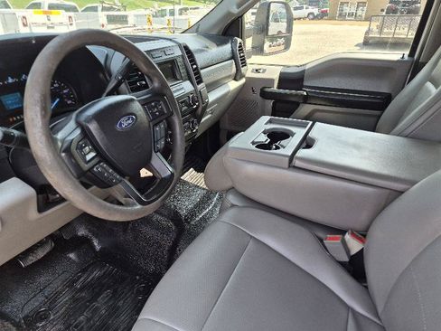 Used 2018 Ford F250 XL w/ Power Equipment Group AWD/4WD image 10