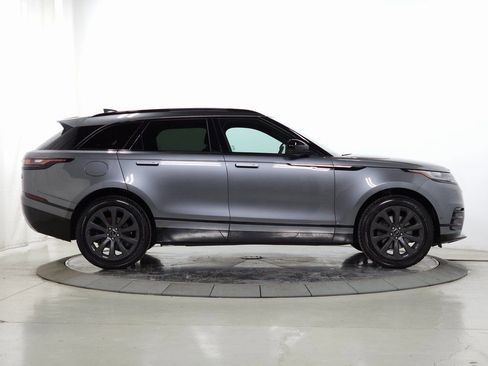 Used 2018 Land Rover Range Rover Velar R-Dynamic SE image 12