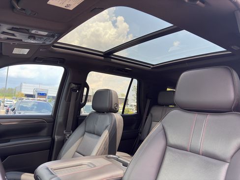 Used 2023 Chevrolet Tahoe RST AWD/4WD image 32