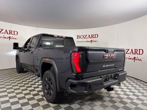 Used 2024 GMC Sierra 2500 AT4 w/ AT4 Premium Plus Package AWD/4WD image 6