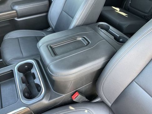 Used 2021 Chevrolet Silverado 1500 LT Trail Boss w/ Convenience Package II AWD/4WD image 20