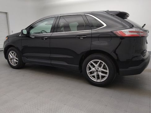 Used 2023 Ford Edge SEL image 3